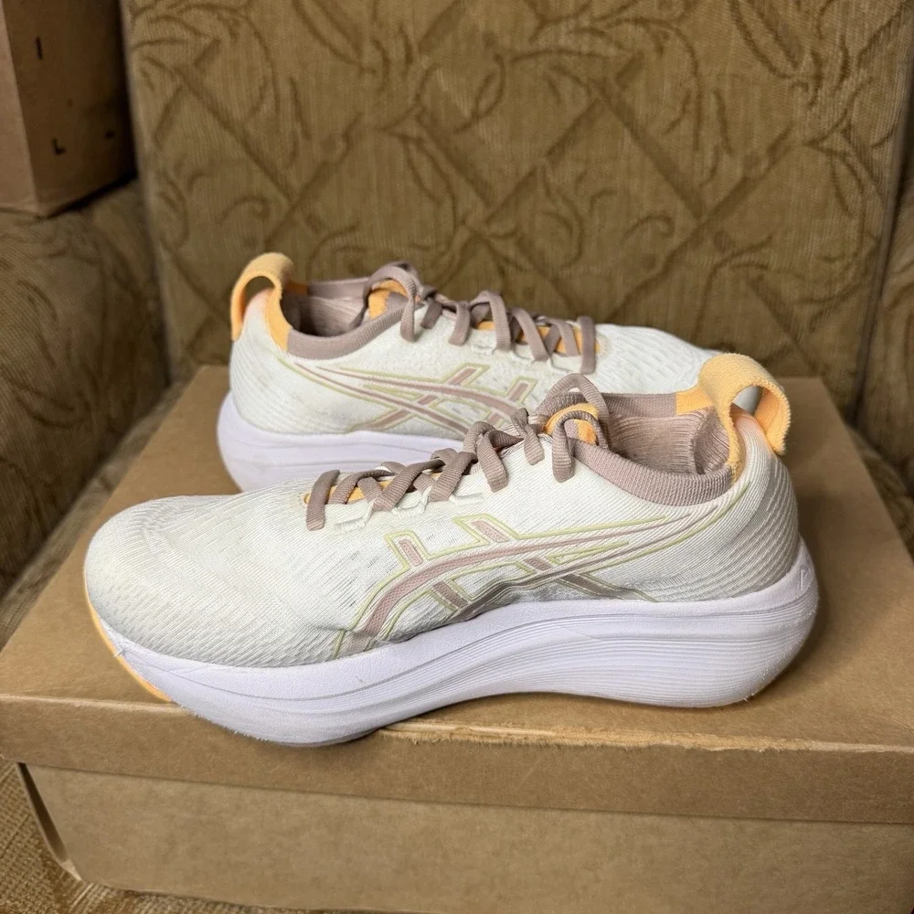 ASICS Gel-Nimbus 27 White Fawn 1012B753-103 Women's Size 6.5 Running Shoes
